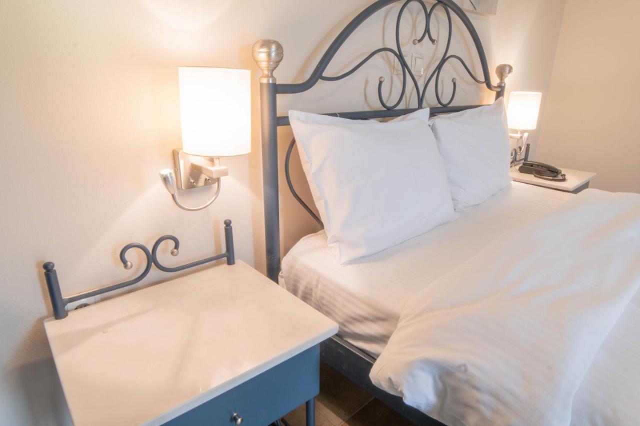Anita Hotel 2*